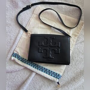 CYBER MONDAY! NWOT TORY BURCH BOMBE T COMBO CROSSBODY BAG